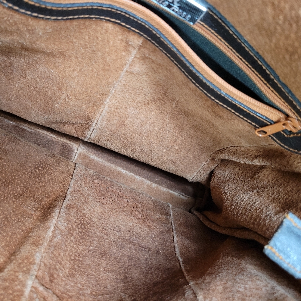 Belle Rose Leather Tote - Picture 12 of 16